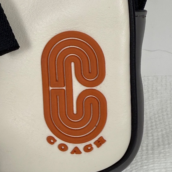 Genuine Men's COACH North South ColorBlock Leather Belt Bag Pouch Wallet - Picture 13 of 14